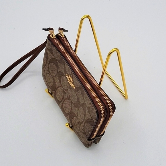 Coach Double Corner Zip Wristlet - Tan & Brown Coated Canvas w/ Hang Tag - 6”x4” - Picture 9 of 14
